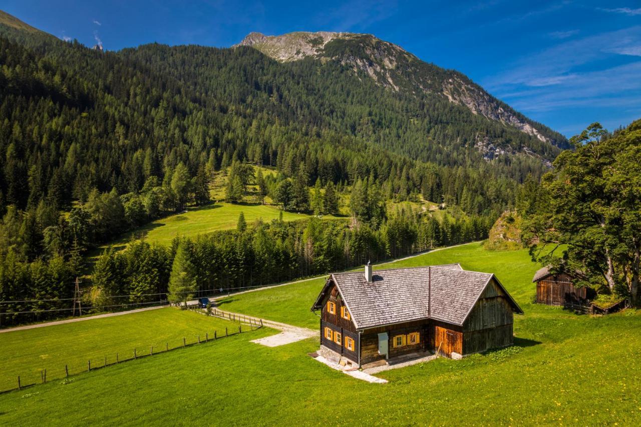 Hauserlhuette Zederhaus Buitenkant foto